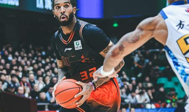 注册送彩金-央视直播！山东VS浙江全力出击，超级外援挑大梁，邱彪底气十足